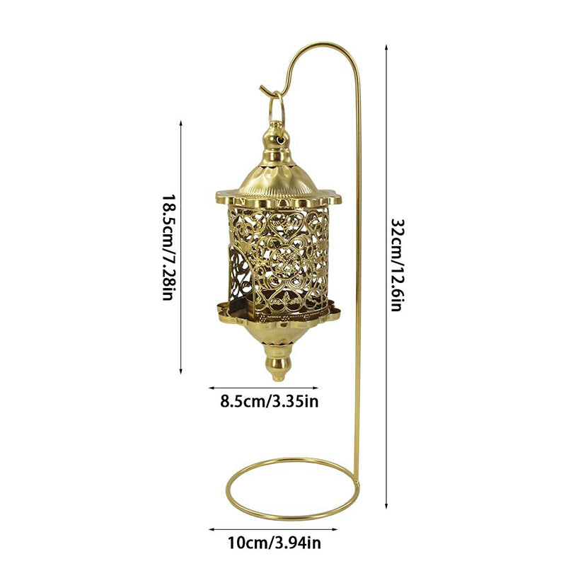 Vintage Hollow Metal Candle Holder – Luxury Retro Iron Candle Stand, Handcrafted Aromatherapy Candle Base for Office & Home